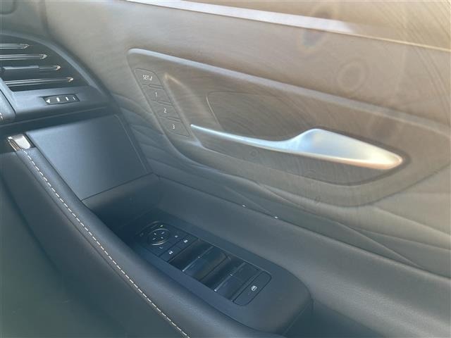 Toyota ALPHARD 2024 8015467-7