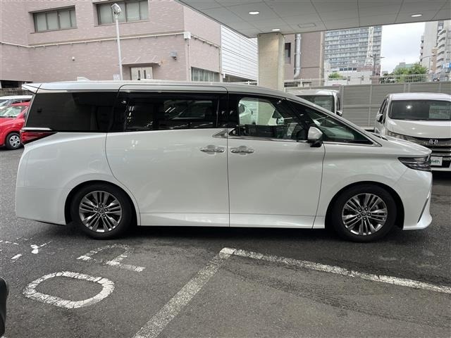 Toyota ALPHARD 2023 8015470-17