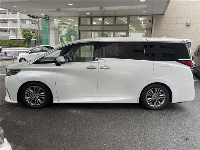 Toyota ALPHARD 2023 8015470-18