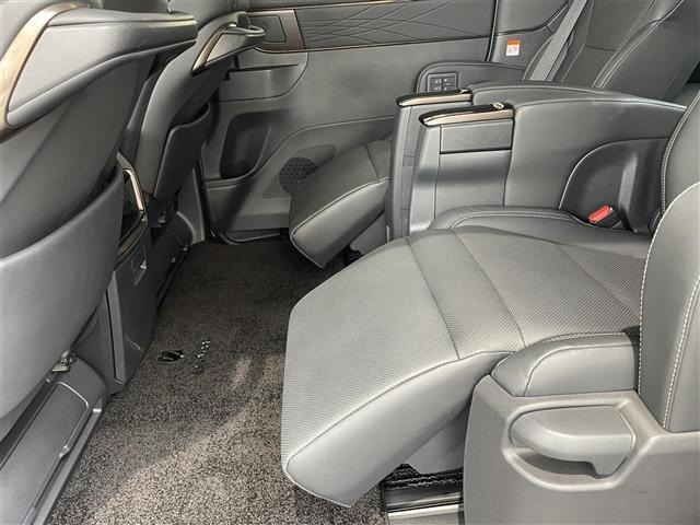 Toyota ALPHARD 2023 8015470-6