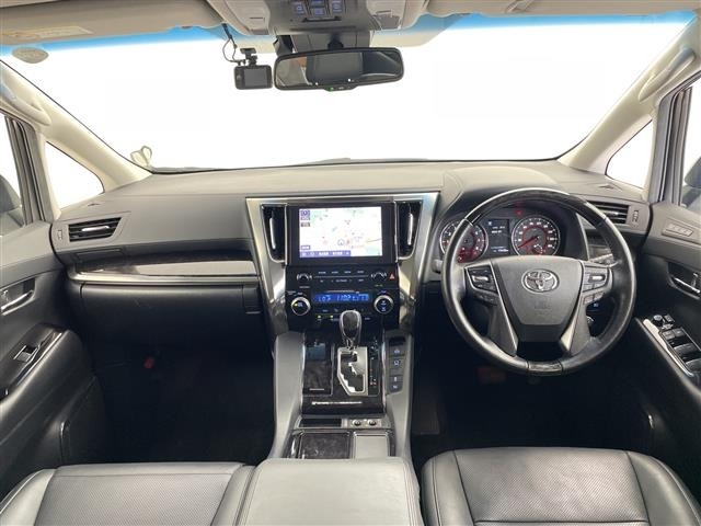 Toyota ALPHARD 2021 8015512-15
