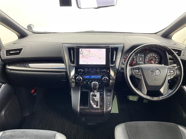 Toyota ALPHARD 2021 8015513-15