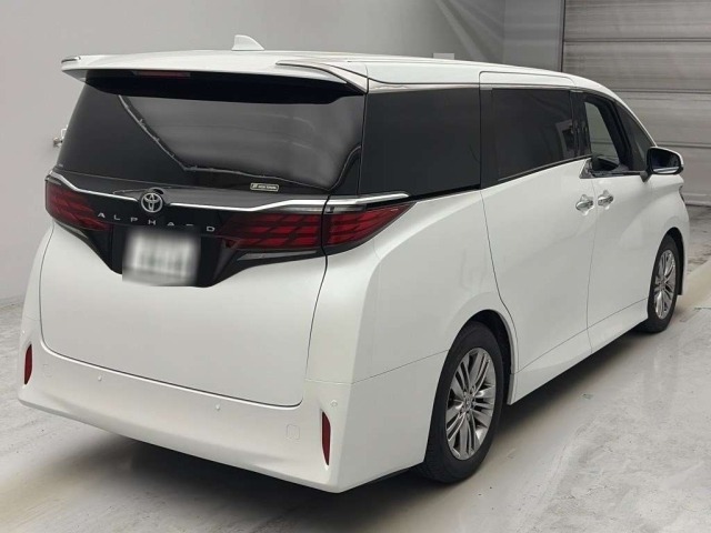 Toyota ALPHARD 2025 8015531-1