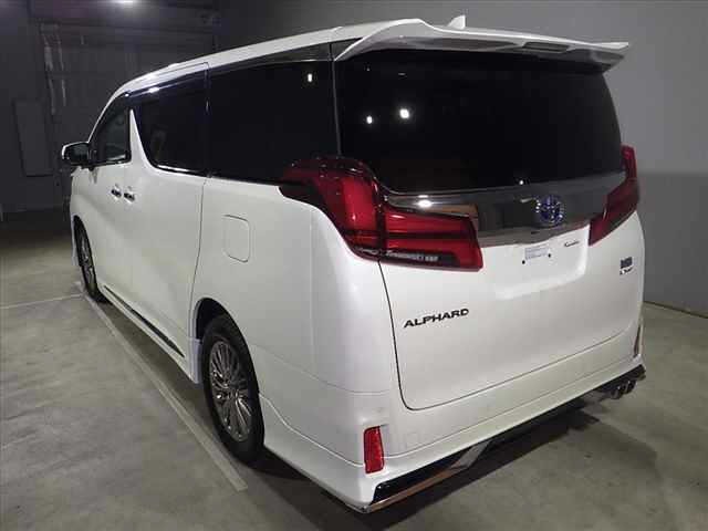 Toyota ALPHARD 2023 8015538-4