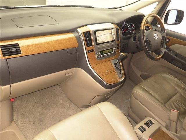 Toyota ALPHARD 2007 8015573-4