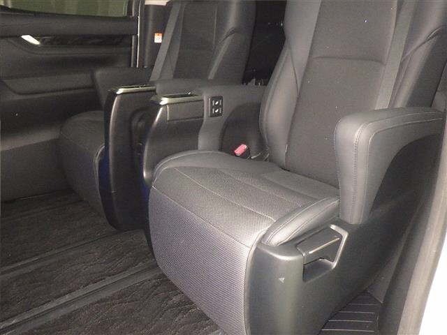 Toyota ALPHARD 2022 8015583-7