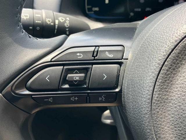 Toyota AQUA 2022 8001272-17