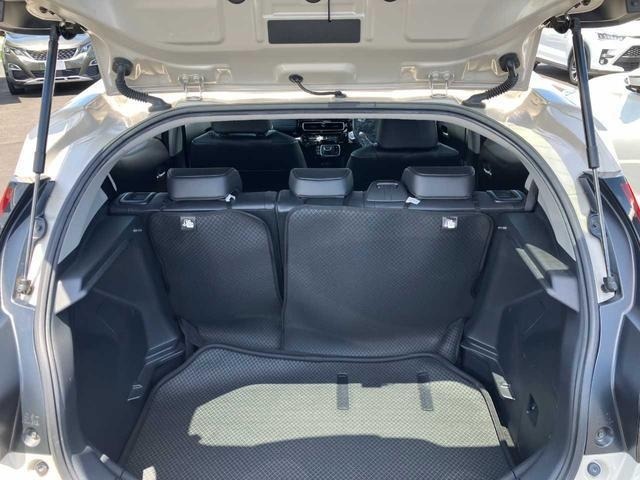 Toyota AQUA 2022 8001272-6