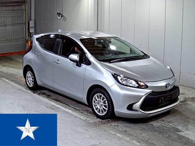 Toyota AQUA 2021 8001274-5