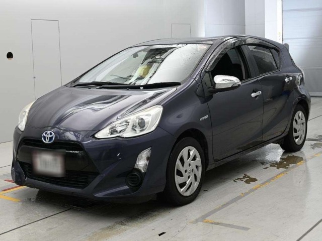 Toyota AQUA 2016 8001281-0