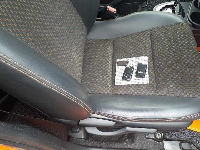 Toyota AQUA 2015 8001286-10