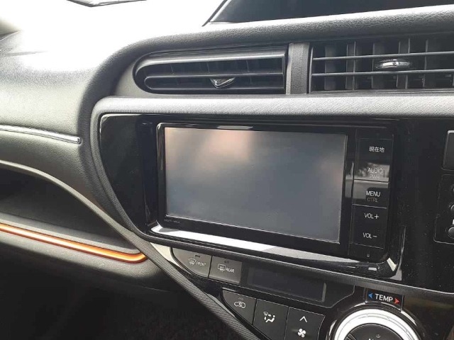 Toyota AQUA 2015 8001286-12