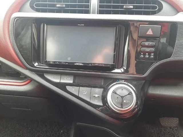 Toyota AQUA 2015 8001305-12