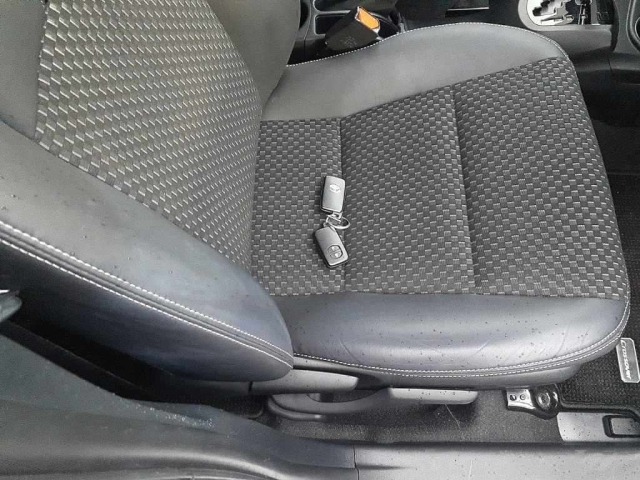 Toyota AQUA 2018 8001320-10