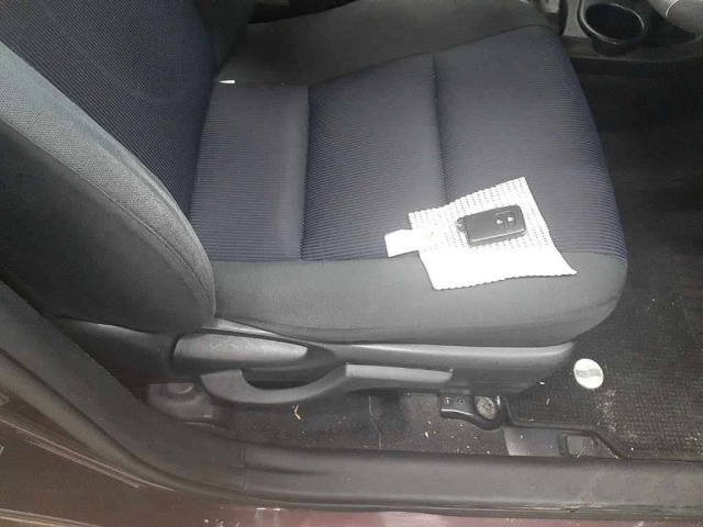Toyota AQUA 2015 8001340-10