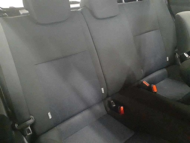 Toyota AQUA 2015 8001340-11