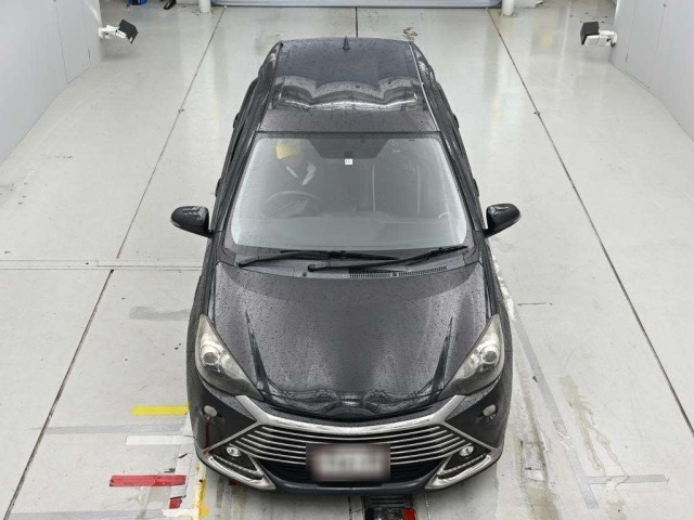 Toyota AQUA 2015 8001341-7