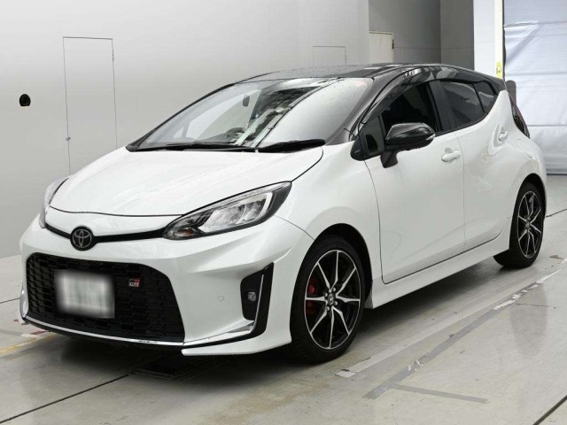 Toyota AQUA 2025 8001351-0