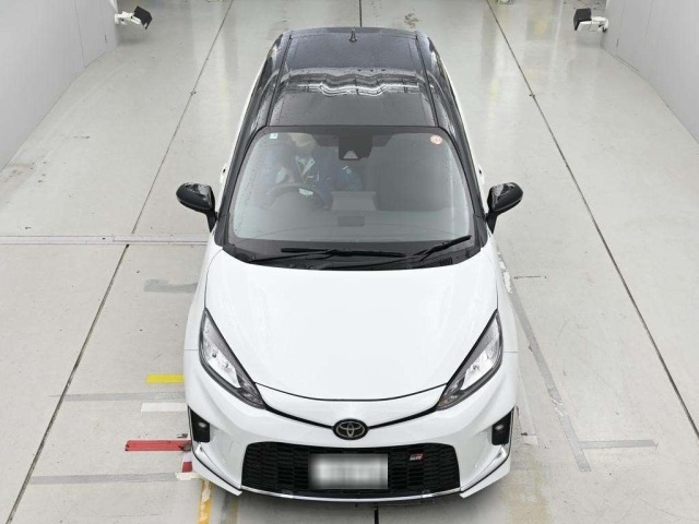Toyota AQUA 2025 8001351-7