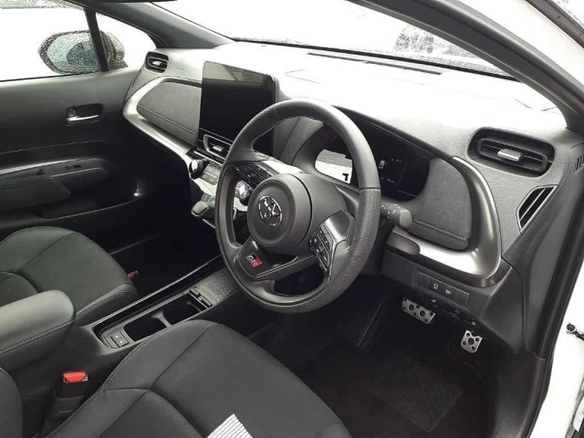 Toyota AQUA 2025 8001351-9