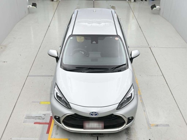 Toyota AQUA 2024 8001352-7