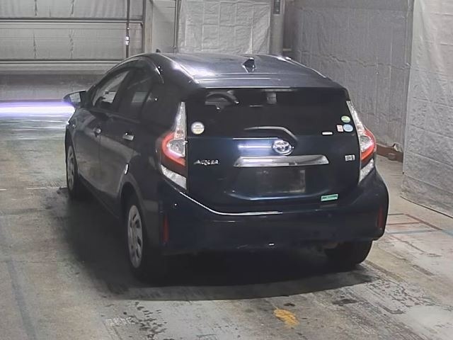 Toyota AQUA 2019 8001417-8