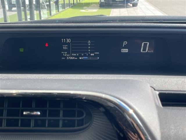Toyota AQUA 2017 8002351-5