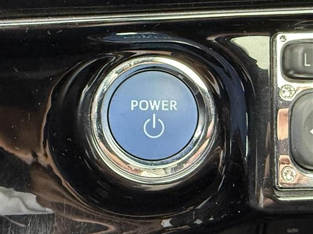 Toyota AQUA 2014 8003707-7