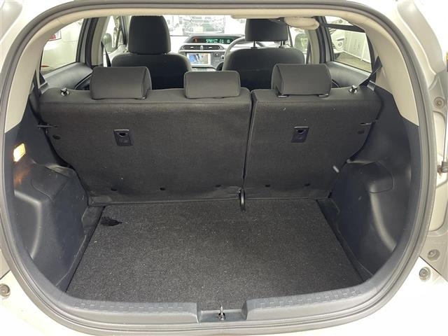 Toyota AQUA 2013 8004183-10