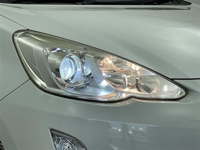 Toyota AQUA 2017 8004430-11