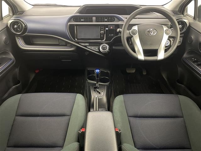 Toyota AQUA 2017 8004430-15