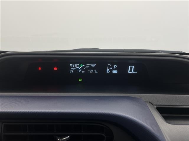 Toyota AQUA 2017 8004430-16