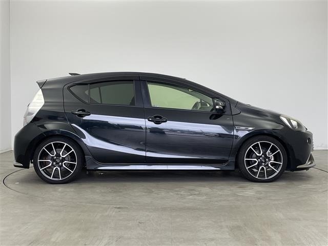 Toyota AQUA 2014 8004431-22