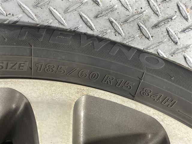 Toyota AQUA 2018 8004704-15