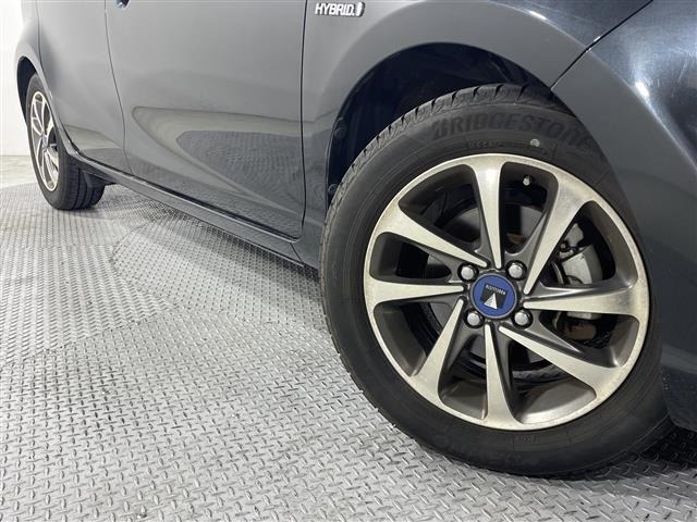 Toyota AQUA 2018 8004704-22