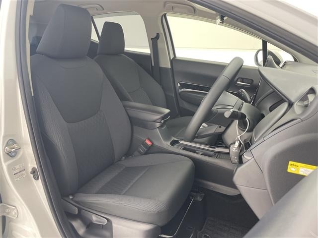 Toyota AQUA 2022 8004879-10