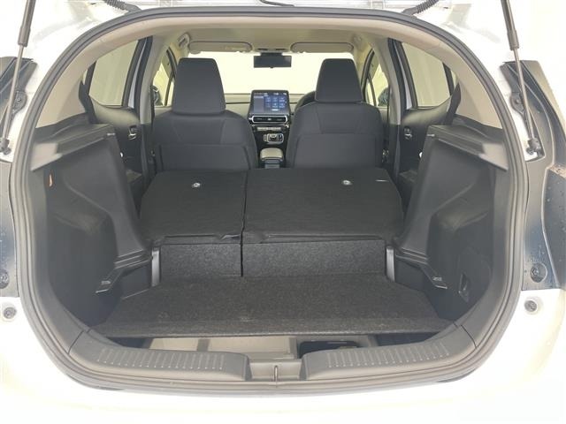 Toyota AQUA 2022 8004879-12