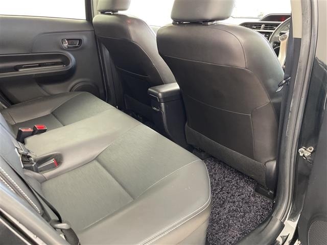Toyota AQUA 2015 8004918-2