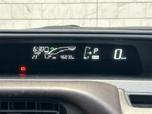 Toyota AQUA 2015 8004951-3