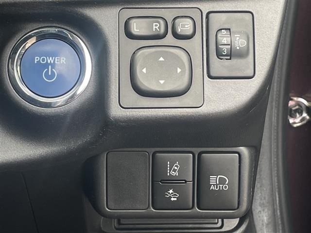 Toyota AQUA 2015 8005030-12