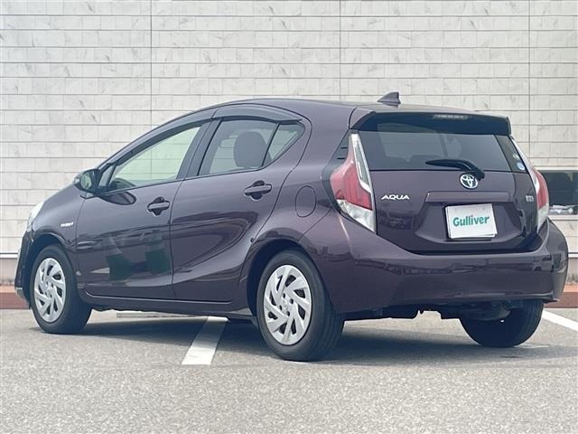 Toyota AQUA 2015 8005030-13