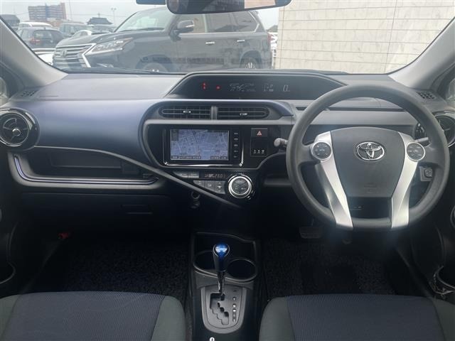 Toyota AQUA 2015 8005030-14
