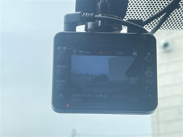 Toyota AQUA 2015 8005030-4