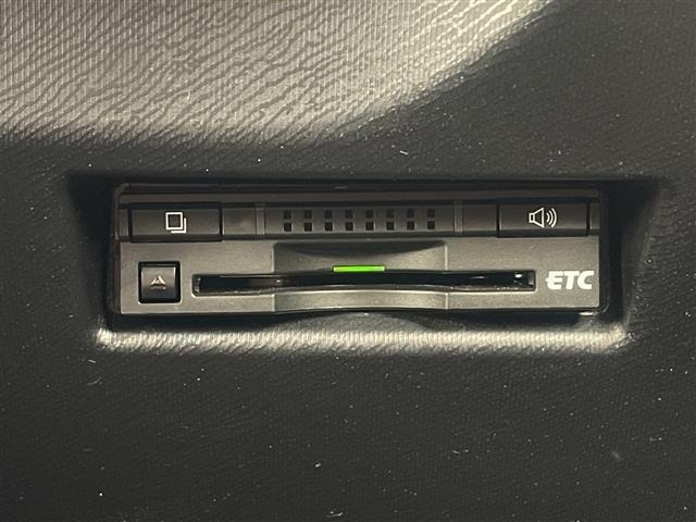 Toyota AQUA 2015 8005030-6