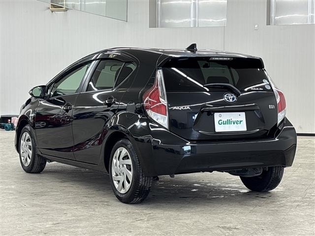 Toyota AQUA 2015 8005031-13