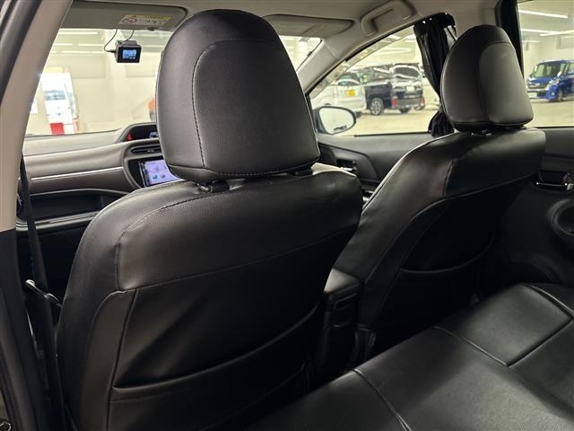 Toyota AQUA 2015 8005031-6