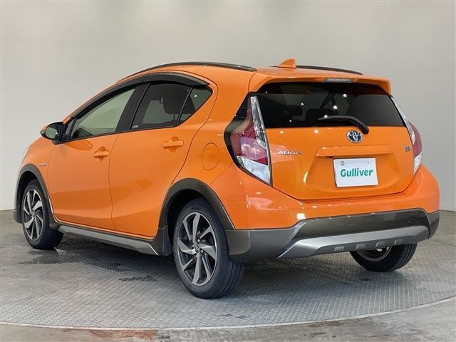 Toyota AQUA 2016 8005055-16