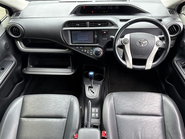 Toyota AQUA 2014 8005089-16
