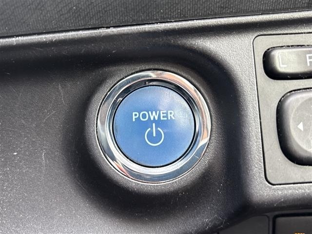 Toyota AQUA 2014 8005089-4