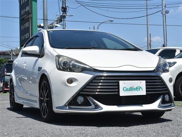 Toyota AQUA 2014 8005108-0